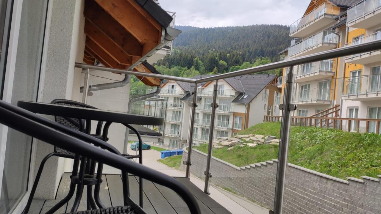 Atrakcyjny Apartament Czarna Gora Stronie Slaskie Exterior photo